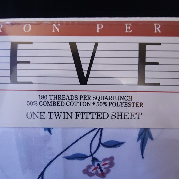 New Vintage Stevens No Iron Percale One Twin Fitted Sheet USA Floral Pattern - Picture 2 of 6